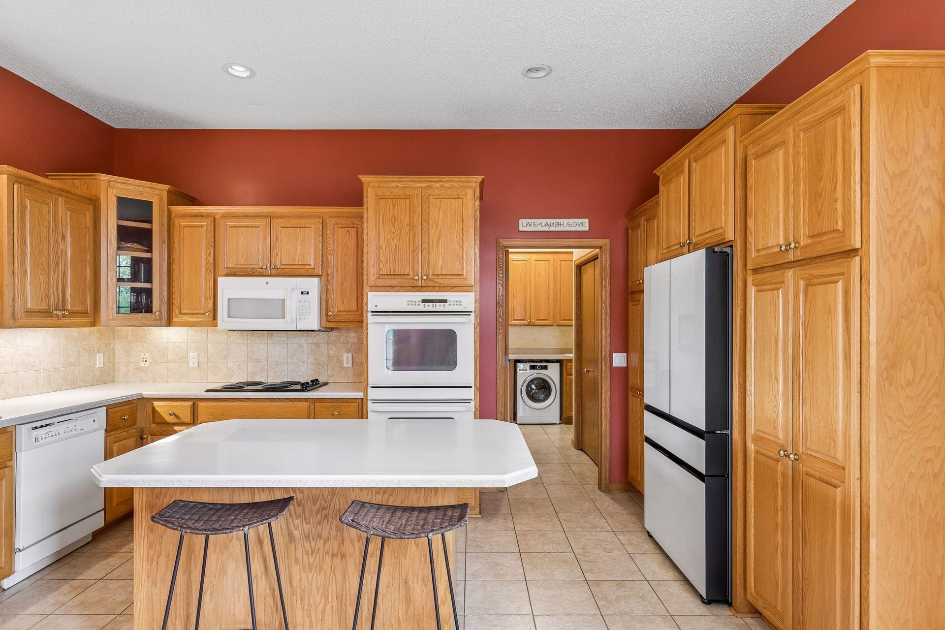 Breakfast bar area