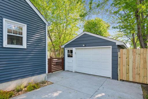 4031 Yosemite Avenue S, Minneapolis, MN 55416