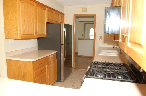 601 5th Avenue S, Hopkins, MN 55343