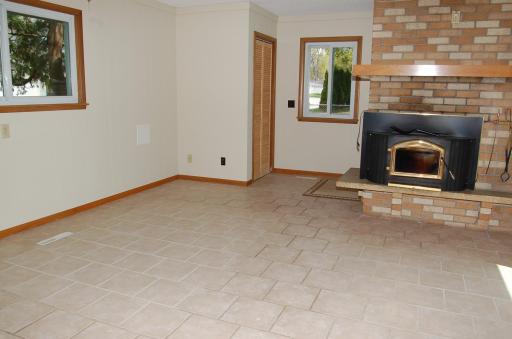 601 5th Avenue S, Hopkins, MN 55343