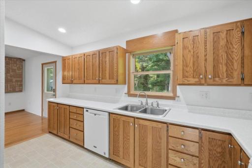 614 45th Street, Clear Lake, WI 54005