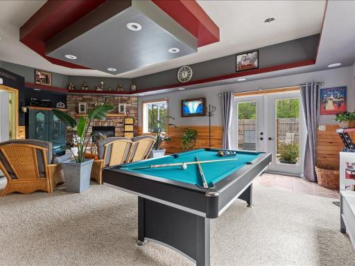 10'ceilings in lower level