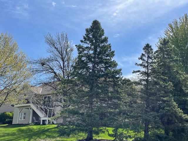 Approx. 1/3 acre lot with Sprinkler system installed