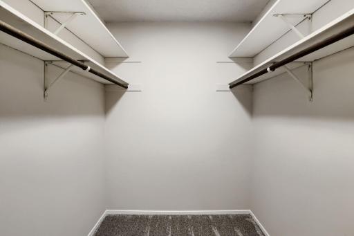 9700 Portland Ave 126 - Web Quality - 022 - 20 Closet.jpg