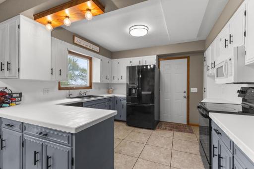 16474 200th Street, Hutchinson, MN 55350