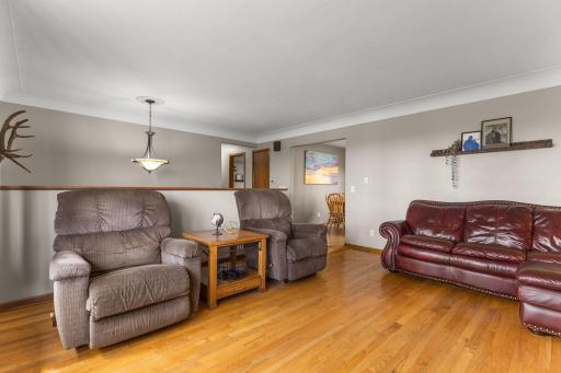 16474 200th Street, Hutchinson, MN 55350