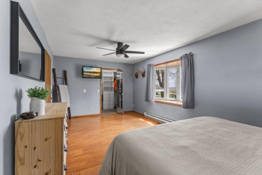 16474 200th Street, Hutchinson, MN 55350