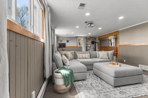 16474 200th Street, Hutchinson, MN 55350