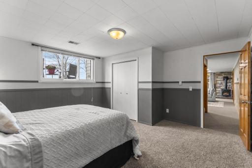 16474 200th Street, Hutchinson, MN 55350