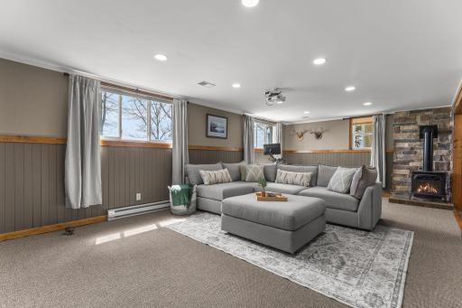 16474 200th Street, Hutchinson, MN 55350