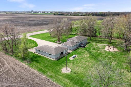16474 200th Street, Hutchinson, MN 55350