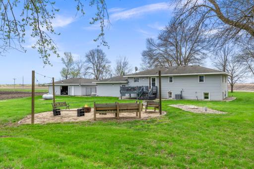 16474 200th Street, Hutchinson, MN 55350