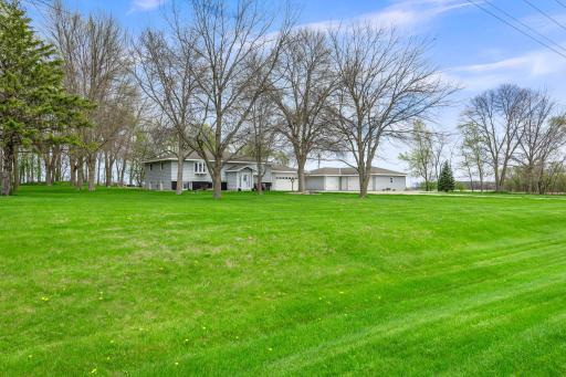 16474 200th Street, Hutchinson, MN 55350