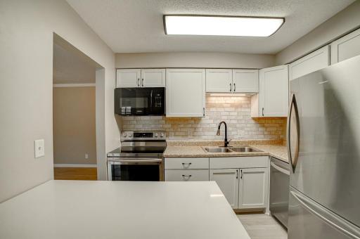 2680 Oxford Street N, 132, Saint Paul, MN 55113