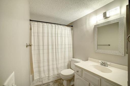 2680 Oxford Street N, 132, Saint Paul, MN 55113