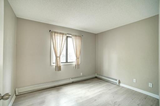 2680 Oxford Street N, 132, Saint Paul, MN 55113