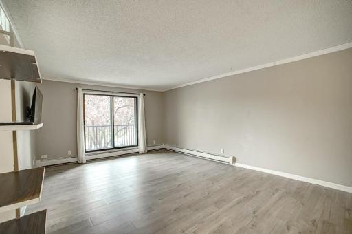 2680 Oxford Street N, 132, Saint Paul, MN 55113