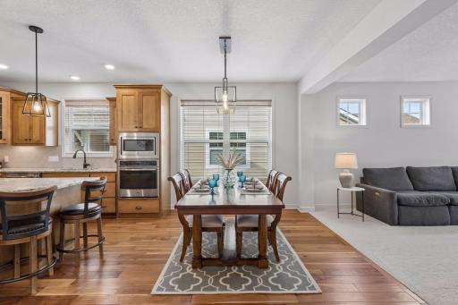9496 River Rock Drive S, Chanhassen, MN 55317