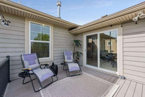 9496 River Rock Drive S, Chanhassen, MN 55317