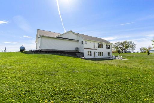 66-web-or-mls-21576 Meadowbrook Ave-43.jpg