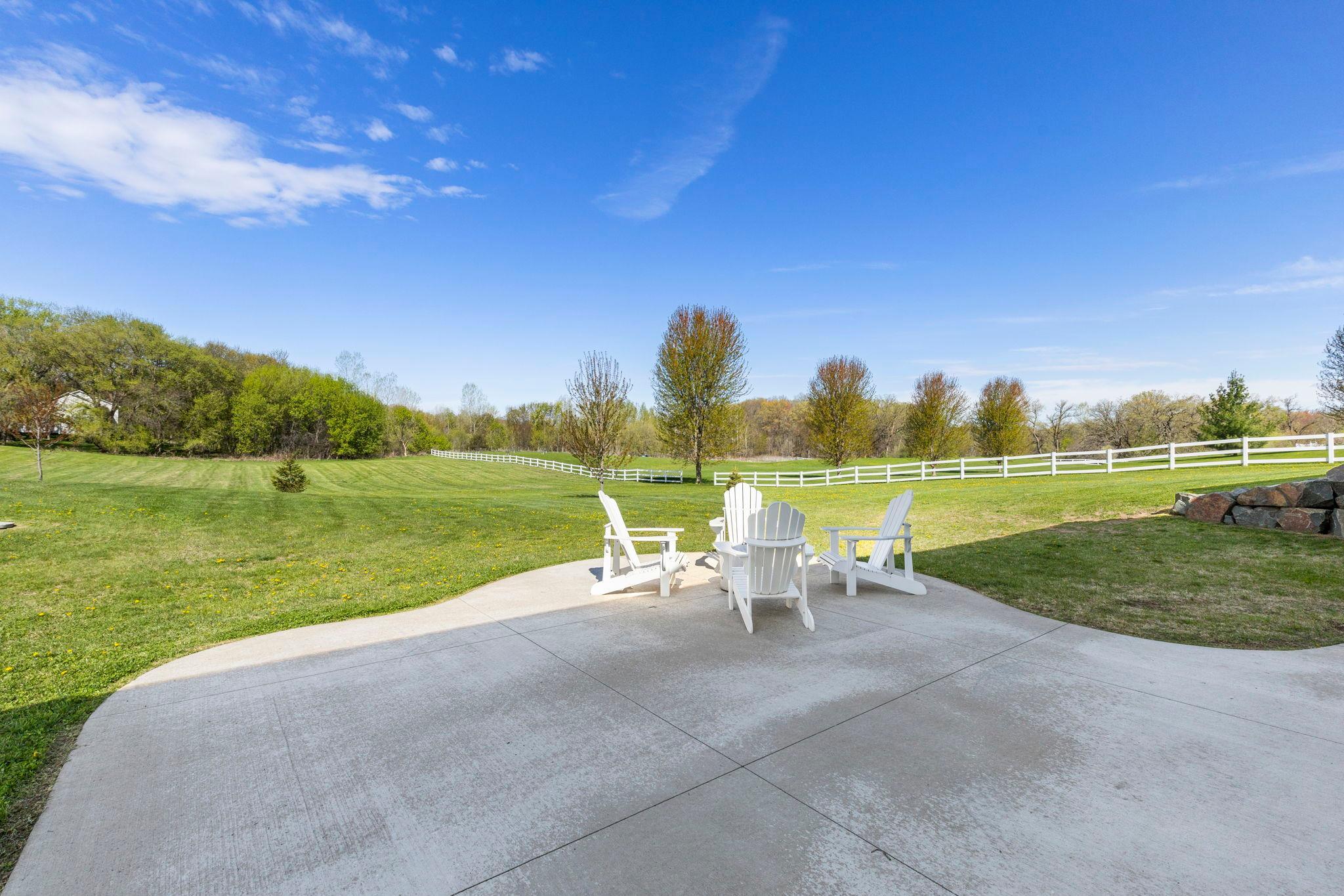 61-web-or-mls-21576 Meadowbrook Ave-39.jpg