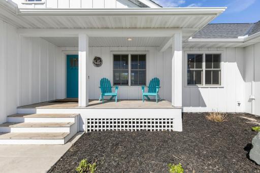 21-web-or-mls-21576 Meadowbrook Ave-54.jpg