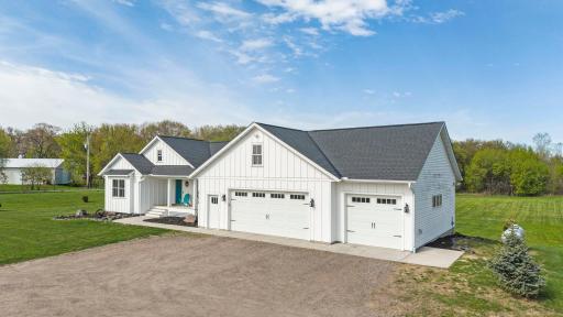 8-web-or-mls-21576 Meadowbrook Ave-207.jpg
