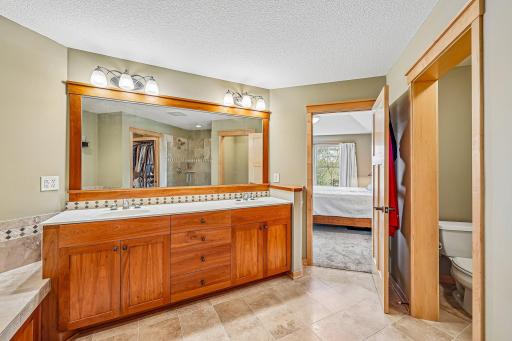 40-web-or-mls-Cobblestone Lake Pkwy-S2904-029.jpg
