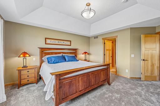 38-web-or-mls-Cobblestone Lake Pkwy-S2904-027.jpg