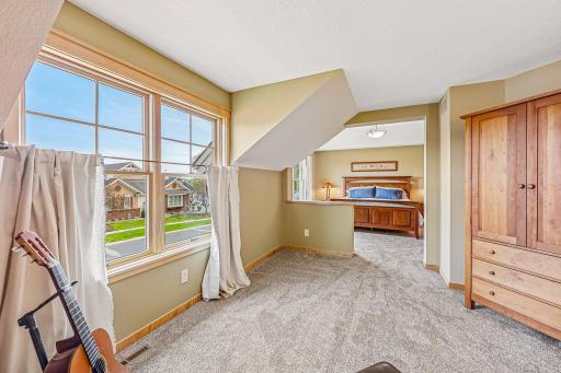 37-web-or-mls-Cobblestone Lake Pkwy-S2904-026.jpg