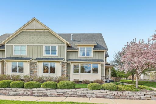 13-web-or-mls-Cobblestone Lake Pkwy-S2904-002.jpg