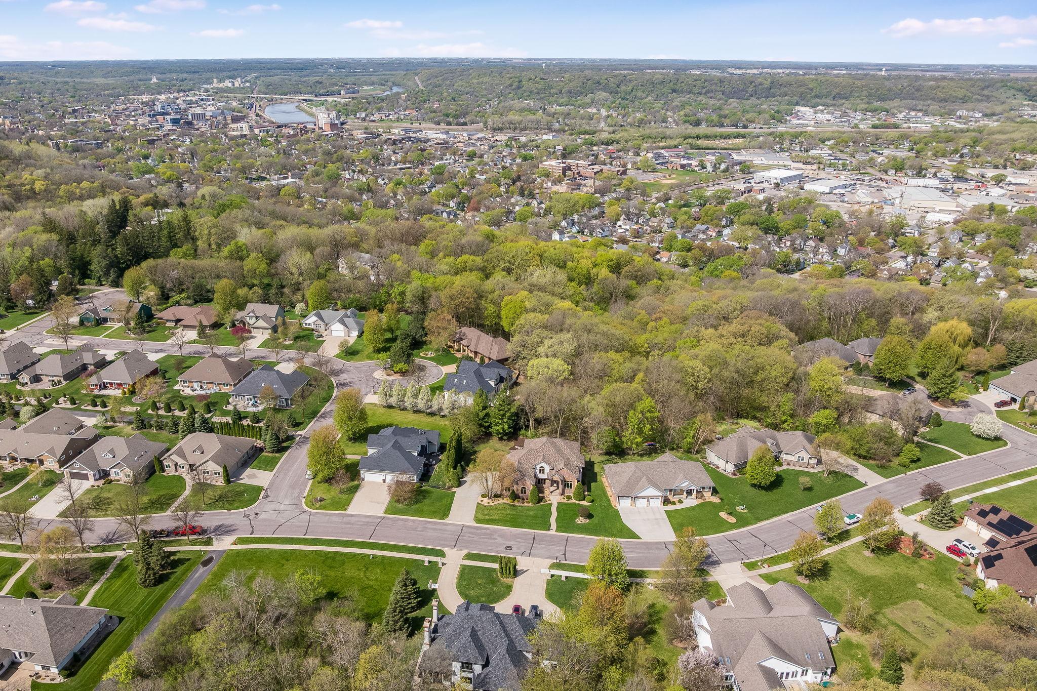 204 Woodhill Ct Mankato MN-5.jpg