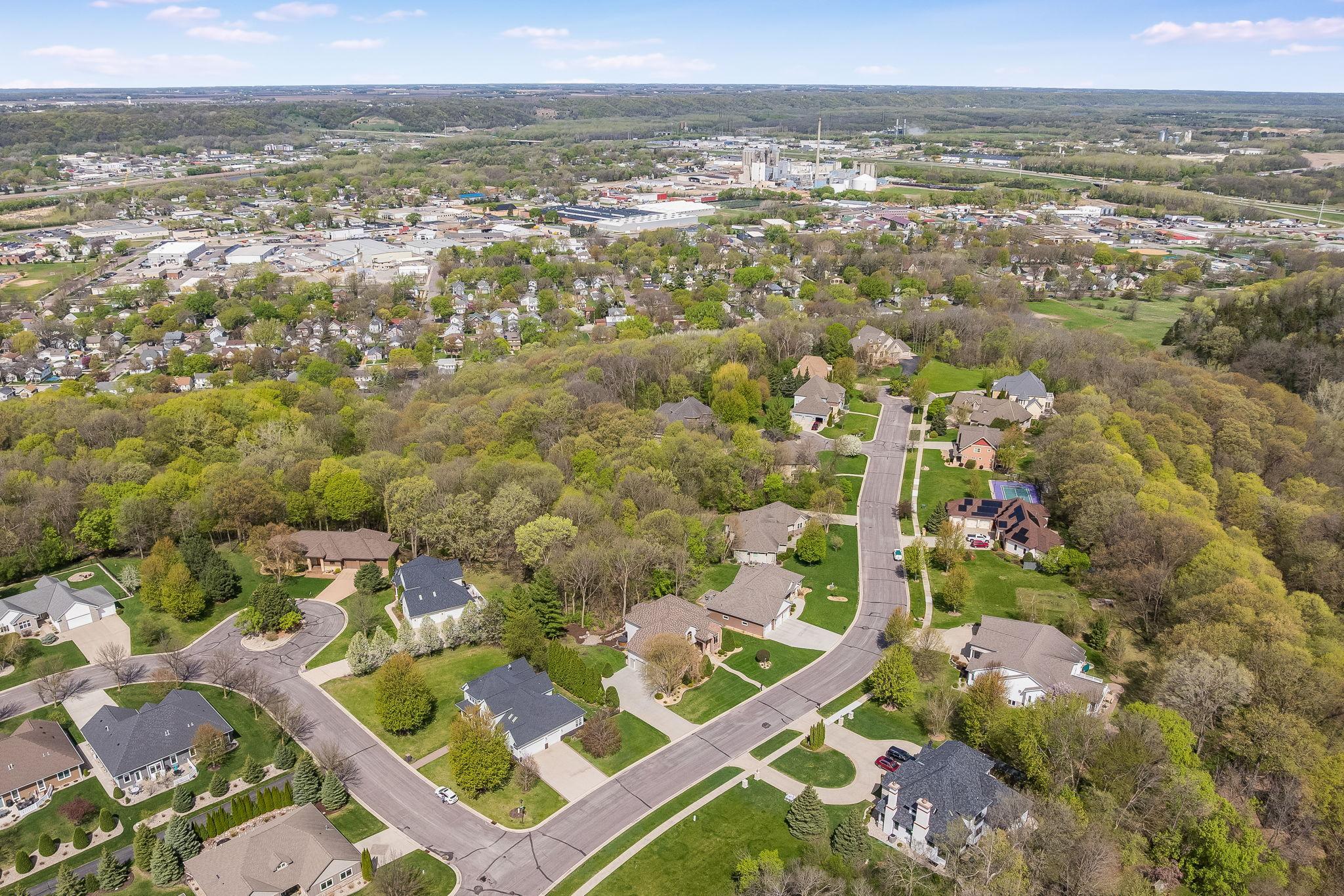 204 Woodhill Ct Mankato MN-6.jpg