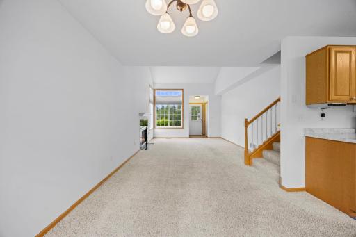 9804 Hamlet Lane S, Cottage Grove, MN 55016
