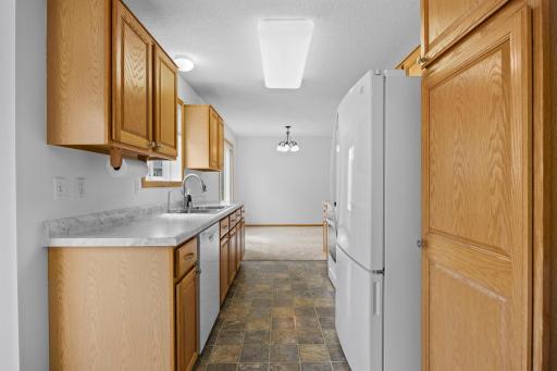9804 Hamlet Lane S, Cottage Grove, MN 55016