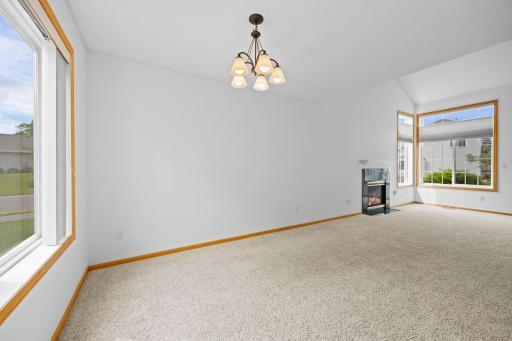 9804 Hamlet Lane S, Cottage Grove, MN 55016