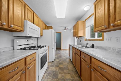 9804 Hamlet Lane S, Cottage Grove, MN 55016