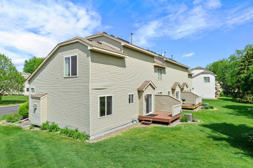 9804 Hamlet Lane S, Cottage Grove, MN 55016