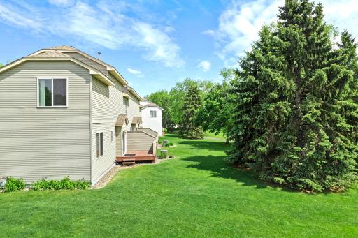 9804 Hamlet Lane S, Cottage Grove, MN 55016