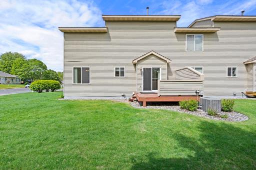 9804 Hamlet Lane S, Cottage Grove, MN 55016