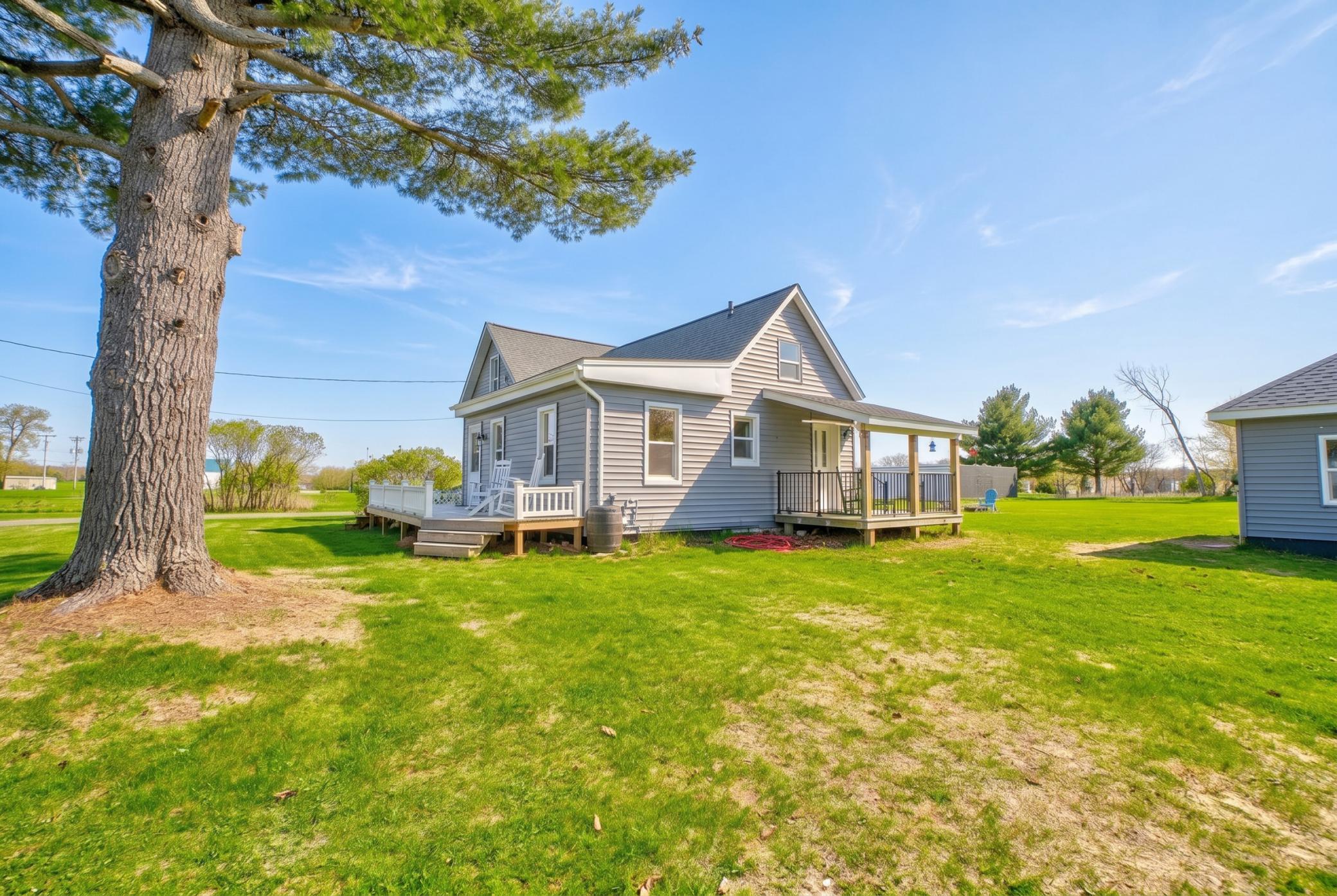 887 68th Avenue-19.jpg