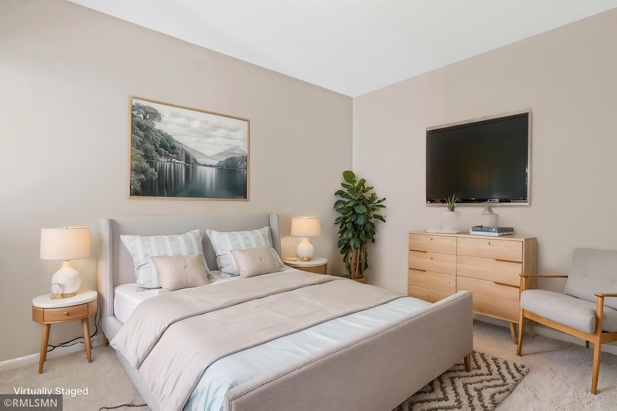 1421-Granada-Tr-N-18 - Bedroom - Standard - 0.jpg