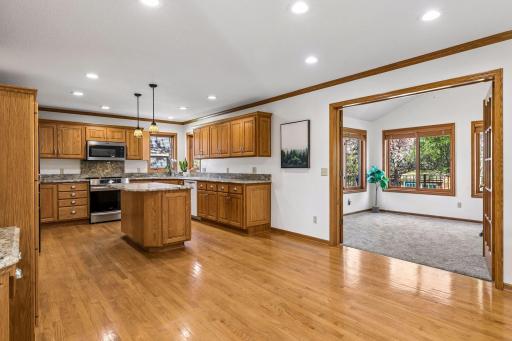 321 Dunbar Way, Saint Paul, MN 55115