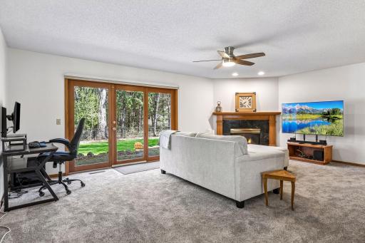 321 Dunbar Way, Saint Paul, MN 55115
