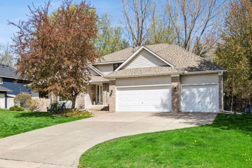 321 Dunbar Way, Saint Paul, MN 55115