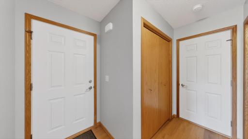 3 bedroom 3 bath townhome for sale 2067 26th Ave NW Rochester MN 55901