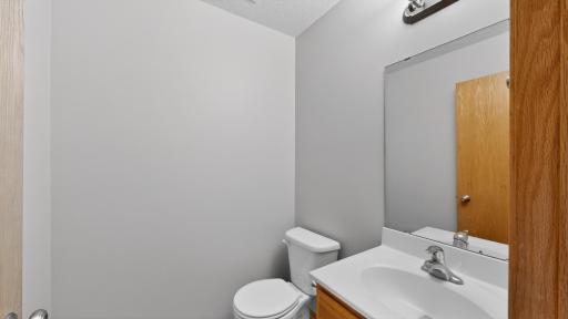3 bedroom 3 bath townhome for sale 2067 26th Ave NW Rochester MN 55901