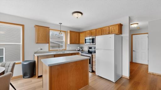 3 bedroom 3 bath townhome for sale 2067 26th Ave NW Rochester MN 55901