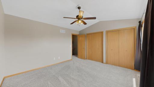 3 bedroom 3 bath townhome for sale 2067 26th Ave NW Rochester MN 55901