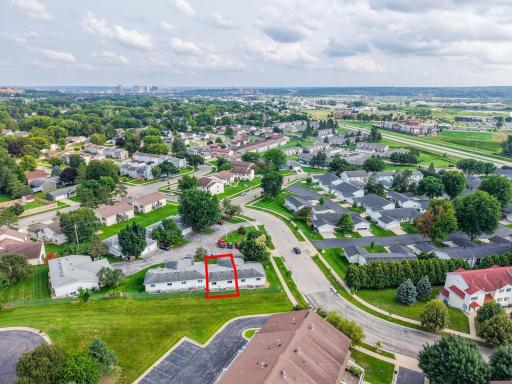 3031 25th St NW, Rochester, MN 55901